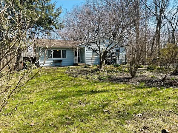 335 New Hurley Road, Wallkill, NY 12589