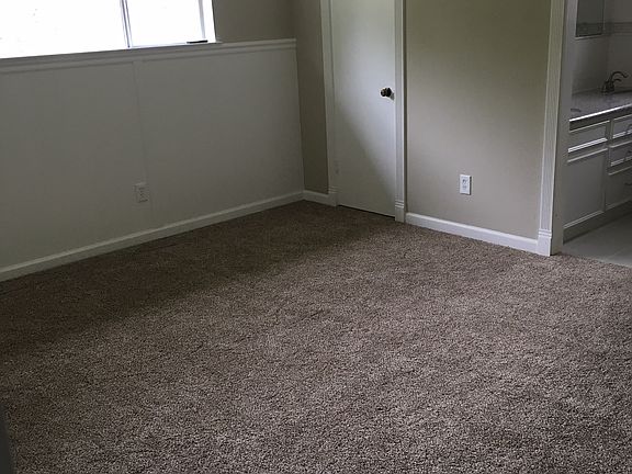 4th image of 216 Brandywyne Dr