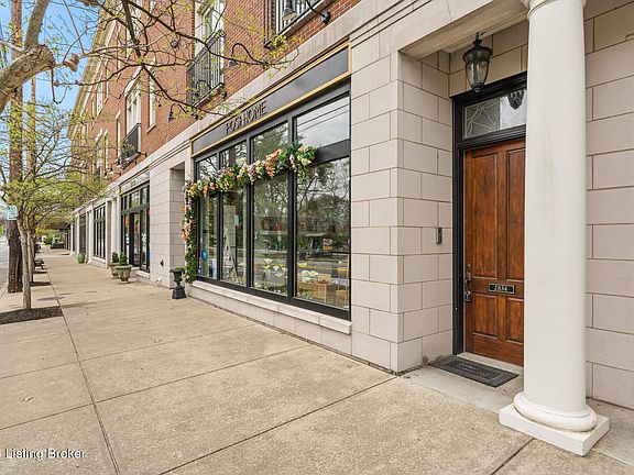 3rd image of 2834 Frankfort Ave