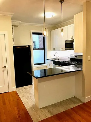 Rented by Vass Stevens Group | media 11