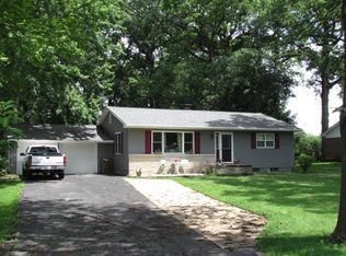 204 Oak Dr, Monticello, IN 47960