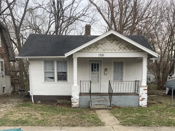 1751 E Johns Ave, Decatur, IL 62521