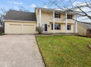 7915 Rene St, Lenexa, KS 66215