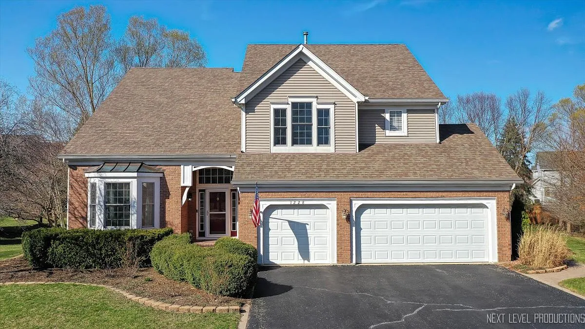 1228 Summerwood photo 1