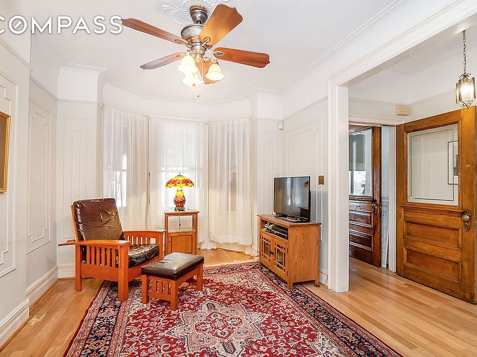 1st image of 1406 Avenue House
