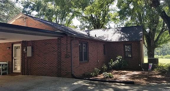 5th image of 130 Brandy Ln
