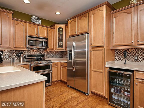3rd image of 7055 Heritage Hunt Dr APT 202