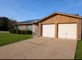 711 Edgemont Pl, Arlington, TX 76017