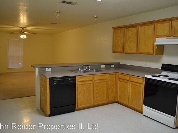 2nd image of 2306 Wildewood Dr