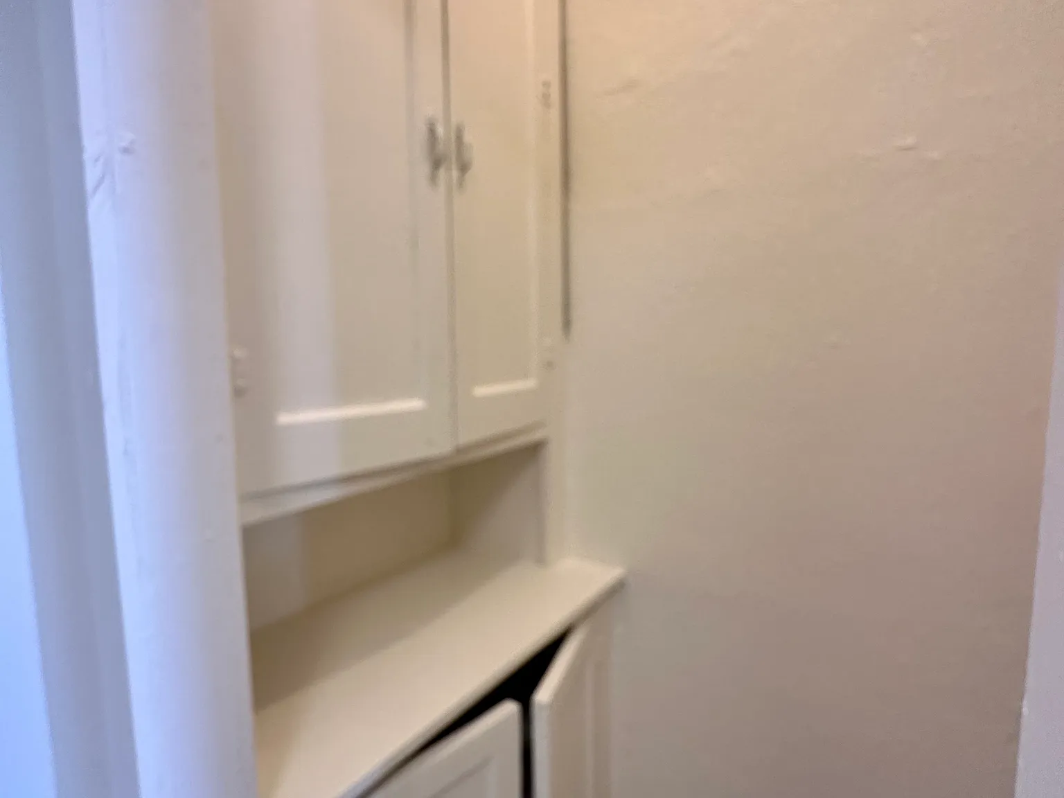 3 bed, 1100 sqft, $1,050 — Photo 2