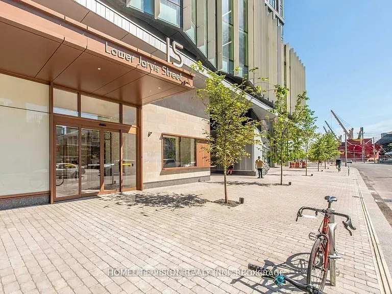 15 Lower Jarvis St #2111 — Photo 2