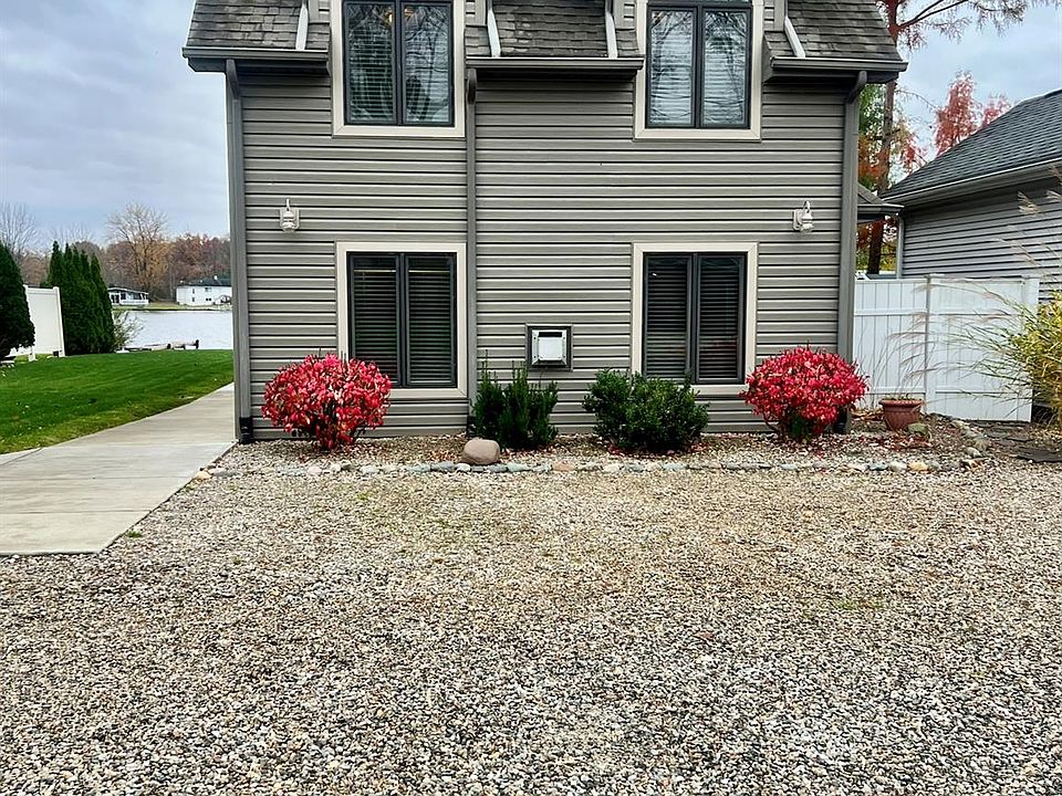 1st image of 8065 S Portage Rd