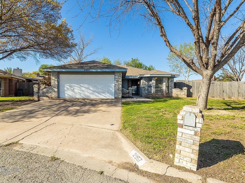 1st image of 2957 Oak Ridge Ct