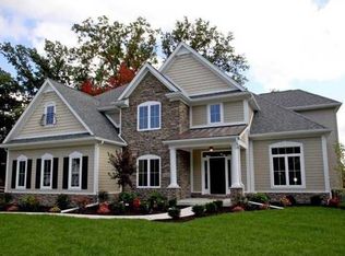 7727 Forest Crk, Maumee, OH