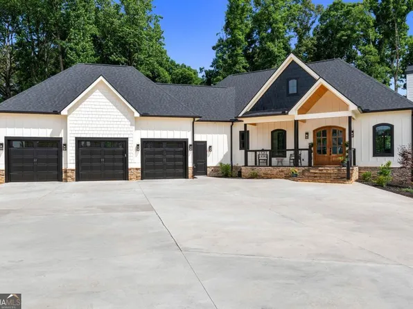 183 Lake Pointe Rd, Hartwell, GA 30643