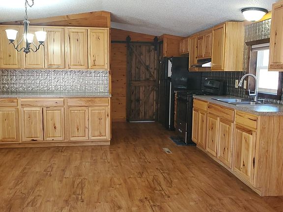 5th image of 8237 S Spring Lake Rd