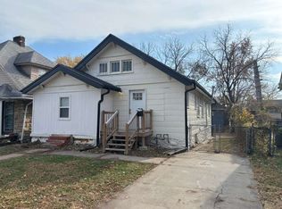 2405 E 69th St, Kansas City, MO 64132