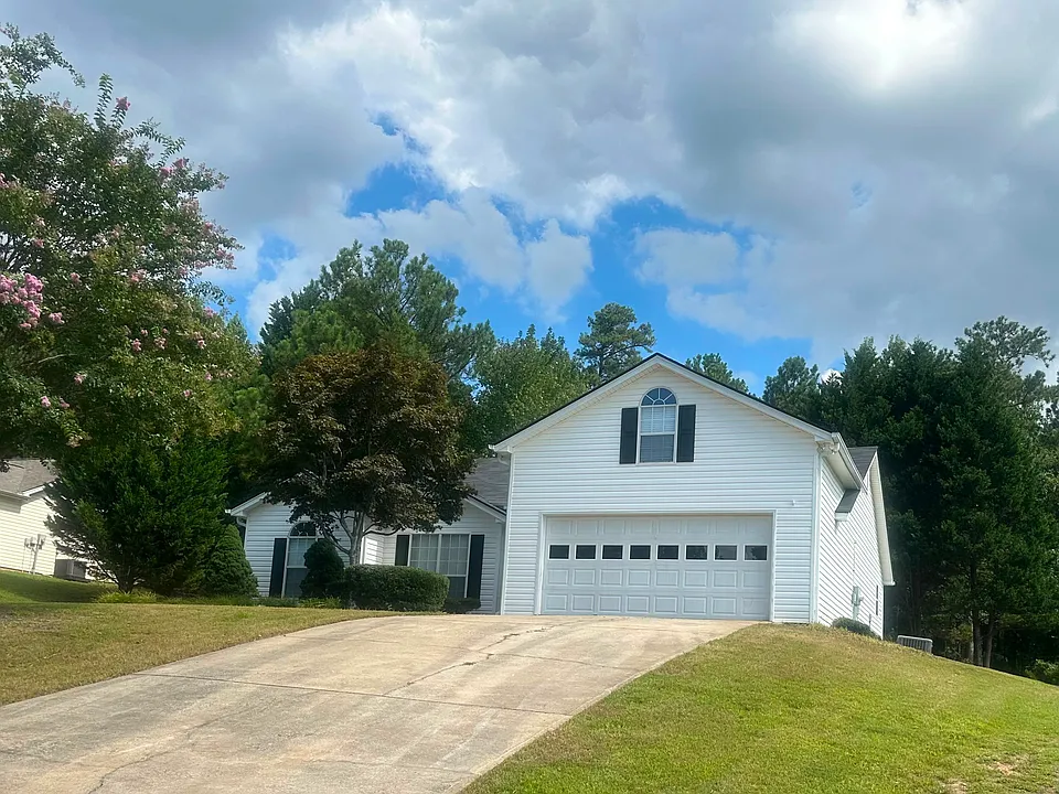 942 Lochwolde Ln