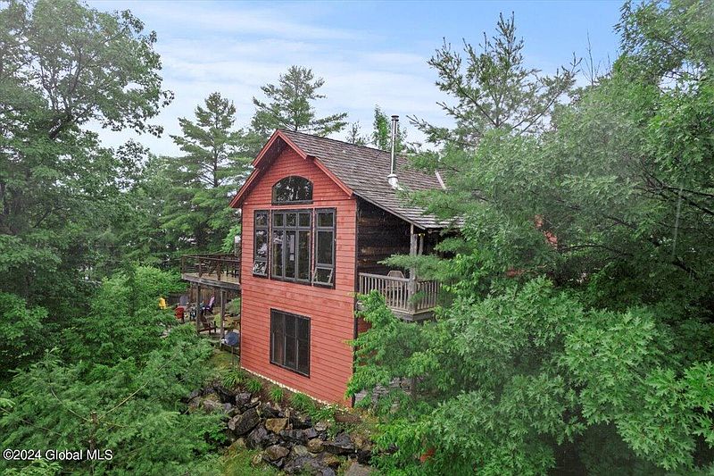 2nd image of 6510 Royal Anchorage Way