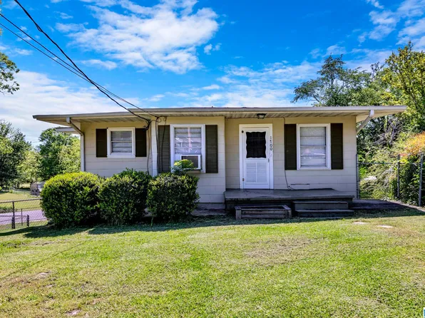 508 Garst Dr, Gardendale, AL 35071