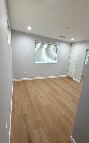 2638 N Frederic St #201 — Photo 38