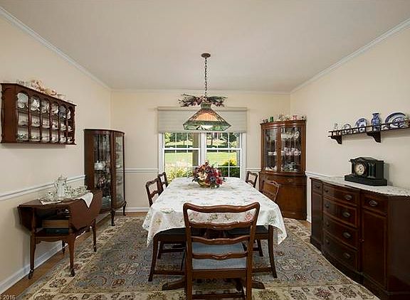 4th image of 103 Arrowood Ln