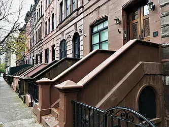 Rented by Bruma Realty LLC