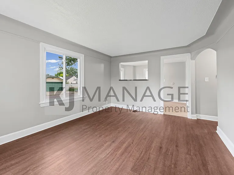 405 W Garfield Ave — Photo 11