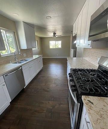 3rd image of 11687 California St