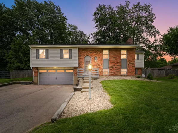 3946 Randolph Ln, Cincinnati, OH 45245
