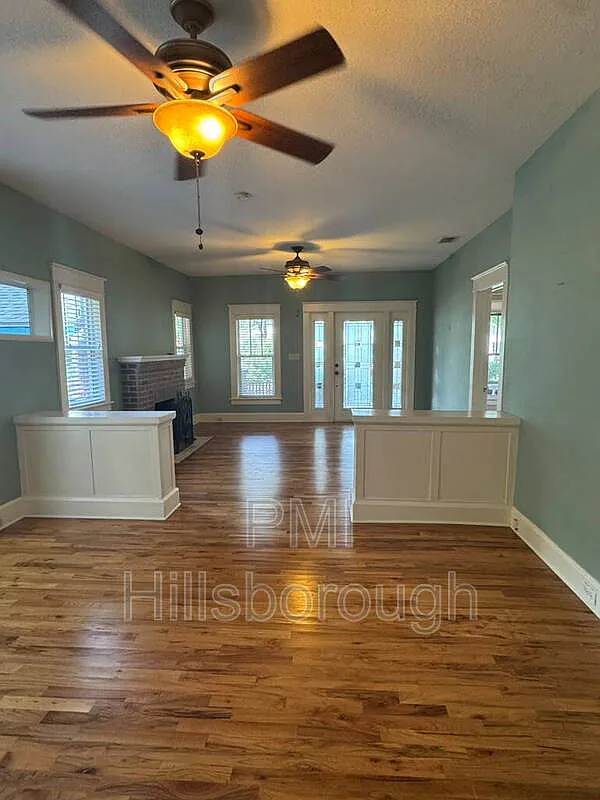 2 bed, 2.0 bath, 1630 sqft, $2,500 — Photo 2