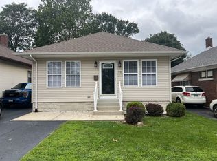 1111 N May St, Joliet, IL 60435