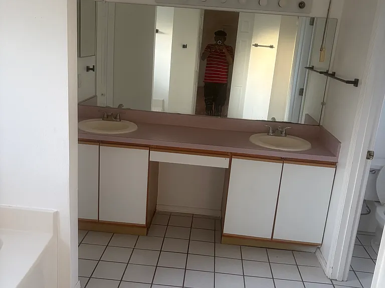 3210 Saint Augustine Ct — Photo 15