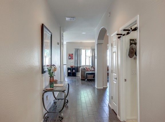3rd image of 43990 W Knauss Dr
