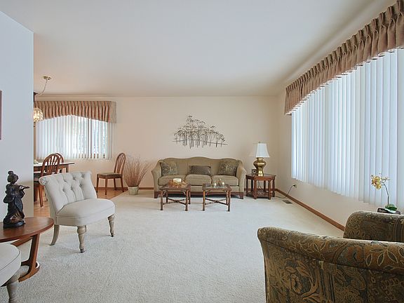 2nd image of 17713 Pennsylvania Ct #218