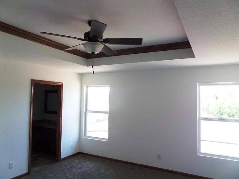 4317 SE Whiteoak Ln — Photo 6