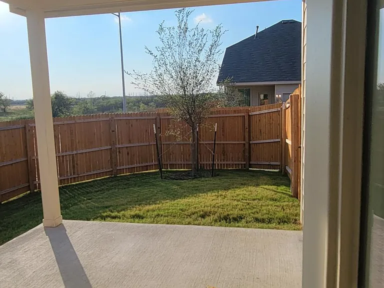 9901 Diamondhead Dr — Photo 17