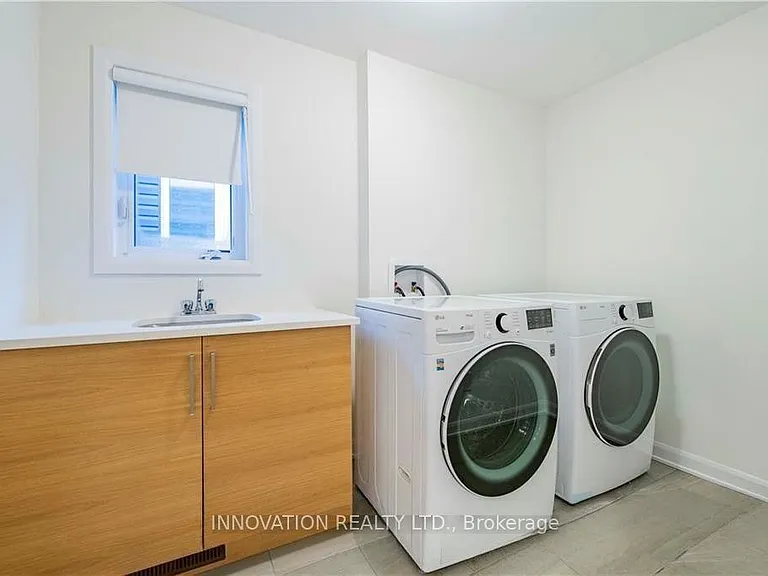 133 Maynooth Ct — Photo 9