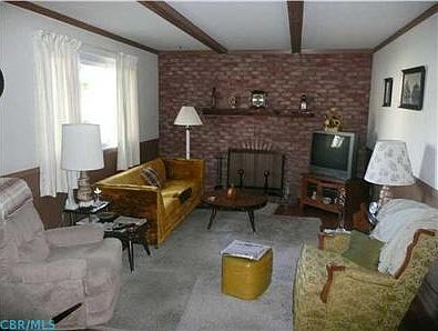 2nd image of 4760 Larwell Dr
