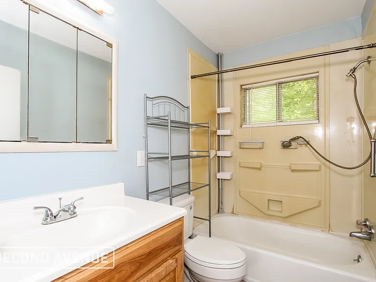 140 Curren St SE — Photo 14