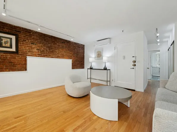 131 East 39th Street image 11 of 12