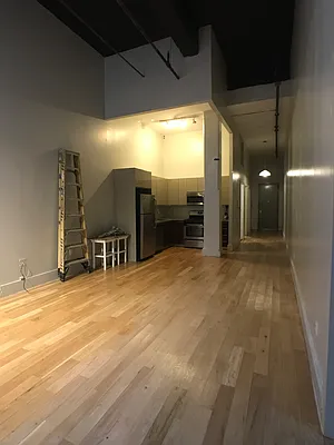 Rented by City Vista Inc | media 31