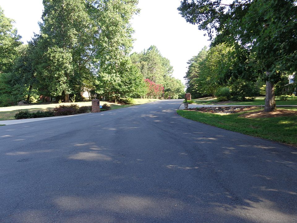 2nd image of Deerwood