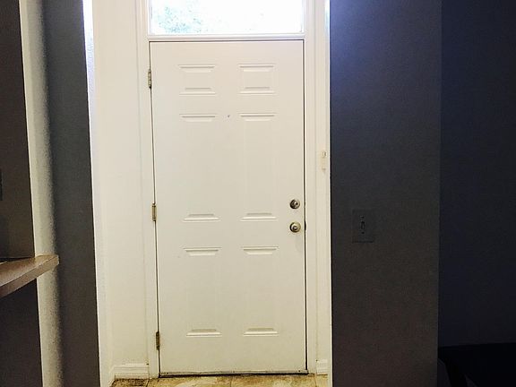 2nd image of 13703 RICHMOND PARK Drive N #2601