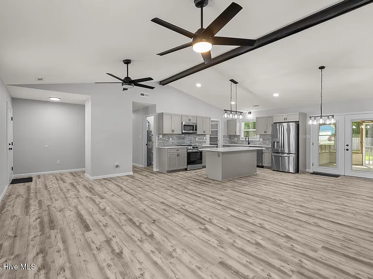 111 Silver Leaf Dr — Photo 6
