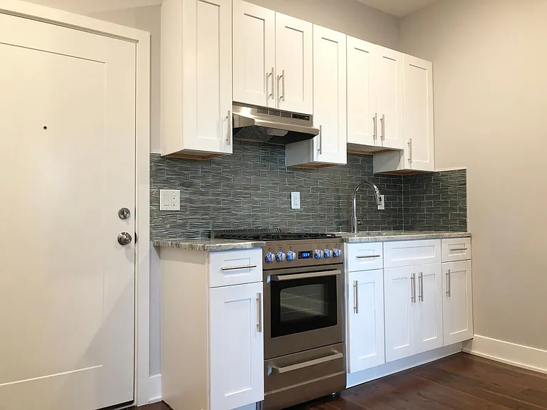 1005 S 4th St #19 — Photo 1
