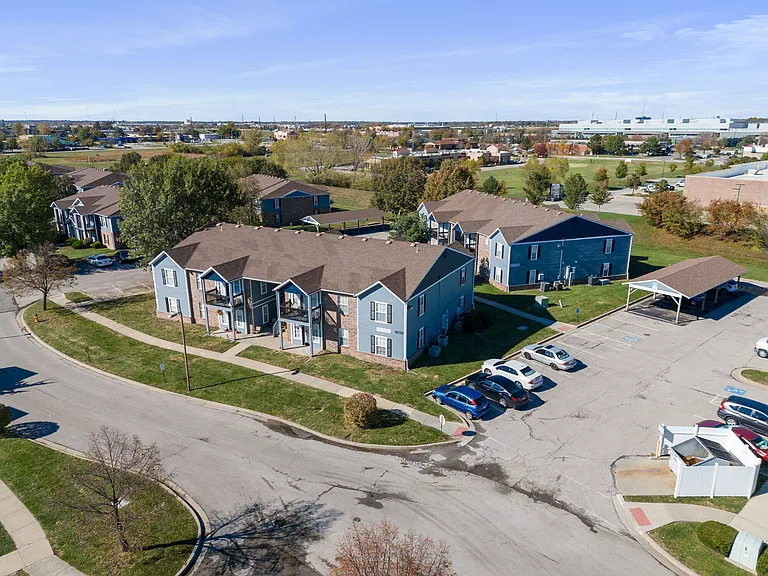 Oak Ridge Park Apartments — Photo 32