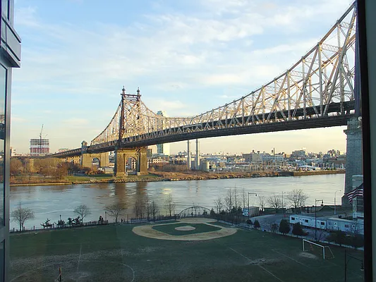 Rented by Sotheby's International Realty | media 7
