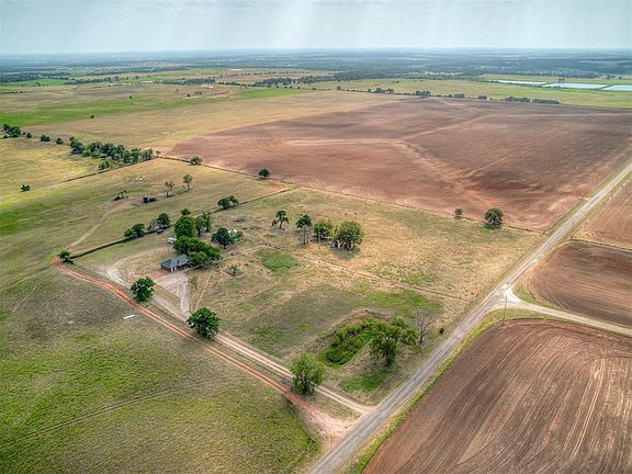 3rd image of 10425 W County Road 74 Rd