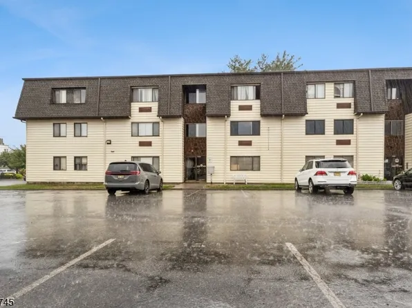 46 Watsessing Avenue, B12 BLDG 30 #12, Belleville Twp., NJ 07109